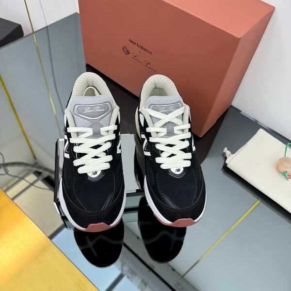 スーパーコピーブランド靴全体デザイン